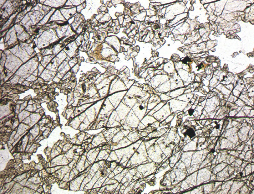 фото оливина под микроскопом